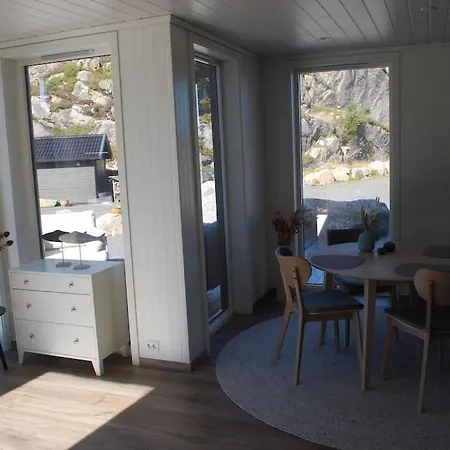Nydelig Og Moderne Casa de Férias Farsund